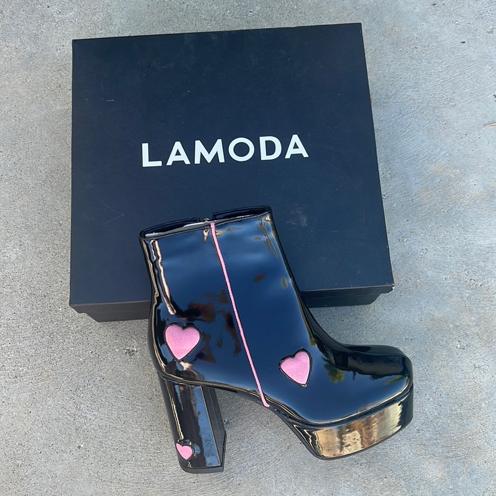 Platform boot
